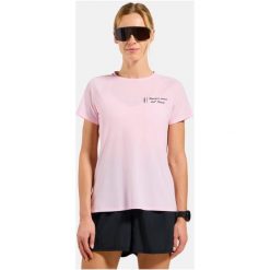 Koszulka z krótkim rękawem damska ODLO T-shirt crew neck s/s ESSENTIAL PRINT. Czerwone t-shirty damskie Odlo, l, bez wzorów, z materiału, bez kołnierzyka. Za 179.99 zł.