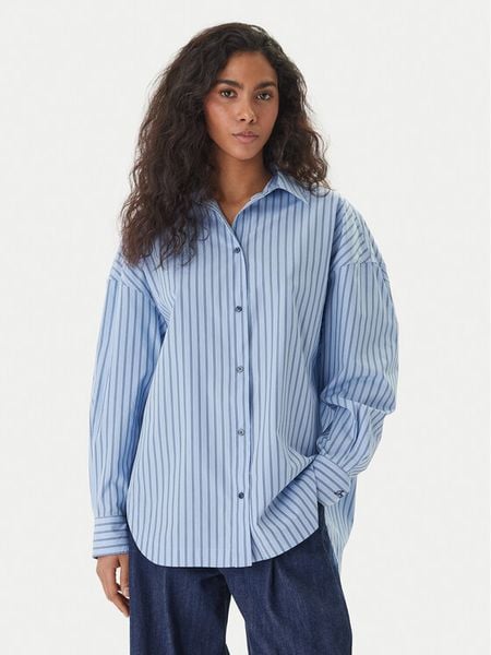 BOSS Koszula C_Bostatta 50559241 Niebieski Oversize. Niebieskie koszule damskie Boss, bez wzorów, z bawełny, bez kołnierzyka, bez ramiączek. Za 679.99 zł.