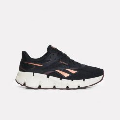 Damskie buty do biegania Reebok ZIG DYNAMICA 6 100263921 czarne. Czarne obuwie do biegania damskie Reebok. Za 329.00 zł.
