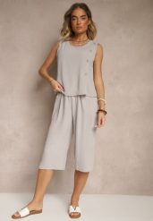 Szary Komplet Spodnie 3/4 Luźne i Koszulka bez Rękawów Ozdobiona Guzikami Ravione. Szare spodnie materiałowe damskie Renee, bez wzorów, z materiału, eleganckie. Za 54.99 zł.