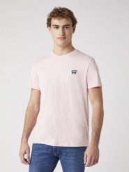 MĘSKI T-SHIRT WRANGLER SS SIGN OFF TEE SILVER PINK W7C07D3TU 112131607. Różowe t-shirty męskie Wrangler, m, bez wzorów, bez kołnierzyka. Za 69.99 zł.