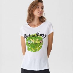 T-shirt z nadrukiem Rick and Morty - Biały. Białe t-shirty damskie House, l, bez wzorów, bez kołnierzyka. Za 59.99 zł.