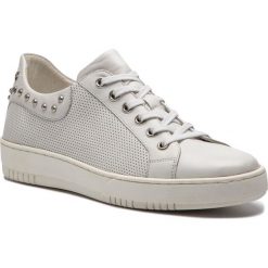 Półbuty LASOCKI WI16-DERMA-09. Białe półbuty damskie Lasocki, bez wzorów, ze skóry, bez obcasa. Za 159.99 zł.