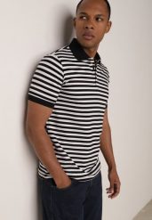 Czarna Bawełniana Koszulka Polo w Paski w Stylu Casual Elunilla. Czarne koszulki polo męskie Born2be, l, bez wzorów, z bawełny, bez ramiączek. Za 79.99 zł.