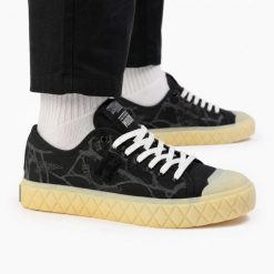 Buty męskie trampki sportowe Palladium PALLA ACE VINES. Czarne trampki i tenisówki męskie Palladium, bez wzorów, z bawełny, bez zapięcia. Za 289.00 zł.