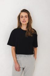 T-SHIRT PENNY CZARNY M - Flawless. Czarne t-shirty damskie Flawless, m, bez wzorów, z bawełny, bez kołnierzyka. Za 179.00 zł.