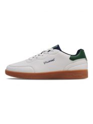 Sneakersy Hummel Match Point MP. Białe obuwie trekkingowe damskie HUMMEL, na wiosnę. Za 282.50 zł.