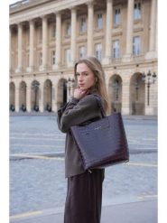 Maison héritage PARIS Skórzany shopper bag "Runa" w kolorze bordowym - 28 x 32 x 12 cm rozmiar: onesize. Czerwone shopper bag damskie maison héritage PARIS, bez wzorów, z materiału, na ramię, bez dodatków. Za 369.99 zł.