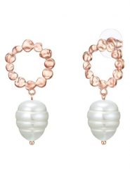 Lulu & Jane Pozłacane kolczyki-wkrętki z perłami rozmiar: onesize. Białe kolczyki damskie Lulu & Jane, z perłą, pozłacane. Za 43.99 zł.