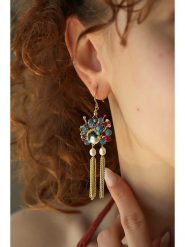 Pierres delicates Pozłacane kolczyki z kryształami rozmiar: onesize. Czerwone kolczyki damskie Pierres delicates, z kryształem, pozłacane, z zapięciem typu bigiel. Za 43.99 zł.