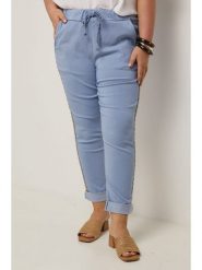 Curvy Lady Spodnie w kolorze błękitnym rozmiar: 48/50. Niebieskie spodnie materiałowe damskie Curvy Lady, z aplikacjami, z materiału, klasyczne, z standardowym stanem. Za 144.92 zł.