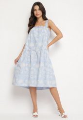 Niebieska Bawełniana Sukienka w Kwiaty Ozdobiona Marszczeniem Lilinoa. Niebieskie sukienki damskie Born2be, na co dzień, na lato, l, bez wzorów, z bawełny, eleganckie, bez kołnierzyka, bez ramiączek, midi, proste. W wyprzedaży za 143.99 zł.