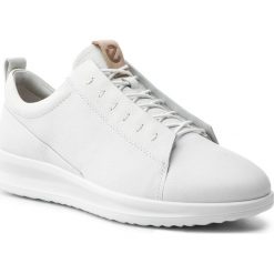 Półbuty ECCO - Aquet 20703459529 White/Powder. Białe półbuty męskie ECCO, z materiału, bez zapięcia. W wyprzedaży za 409.00 zł.