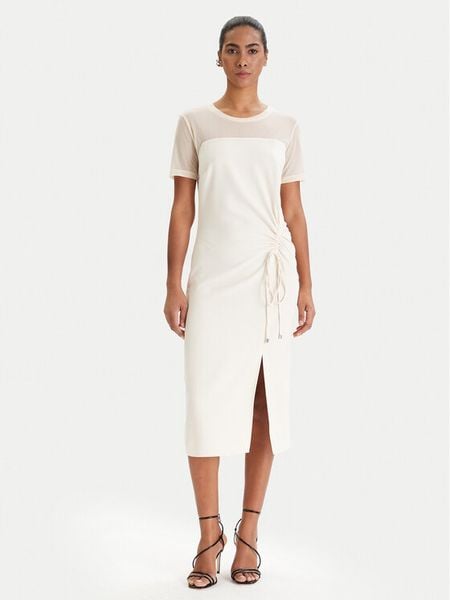 Patrizia Pepe Sukienka koktajlowa 8A1596/A701-W409 Écru Regular Fit. Sukienki damskie Patrizia Pepe, bez wzorów, z syntetyku, wizytowe, bez kołnierzyka, bez ramiączek. Za 989.99 zł.