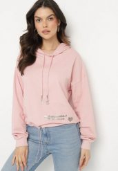 Różowa Bluza z Bawełną i Kapturem Ozdobiona Sznurkami i Cyrkoniami Amoienna. Czerwone bluzy z kapturem damskie Born2be, l, z bawełny. Za 59.99 zł.