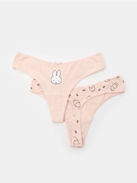 Bawełniane stringi typu tanga 2 pack Miffy - wielobarwny. Czerwone stringi damskie Sinsay, l, bez wzorów, z bawełny. Za 19.99 zł.