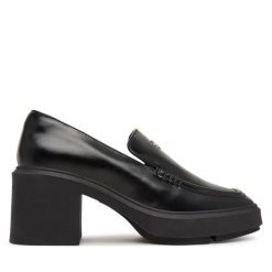 Półbuty Calvin Klein. Czarne półbuty damskie CALVIN KLEIN, bez wzorów, bez obcasa, na obcasie. Za 699.99 zł.