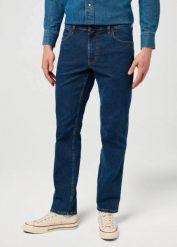 MESKIE SPODNIE WRANGLER GREENSBORO STONE RIVER 112371373. Spodnie materiałowe męskie Wrangler, bez wzorów, z jeansu. Za 219.99 zł.