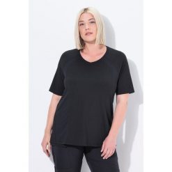 Damskie Bluzka funkcyjna szybkoschnąca dekolt w serek rękawy 1/2. Czarne bluzki sportowe damskie Ulla Popken, plus size, z elastanu, bez kołnierzyka, bez ramiączek. Za 199.99 zł.
