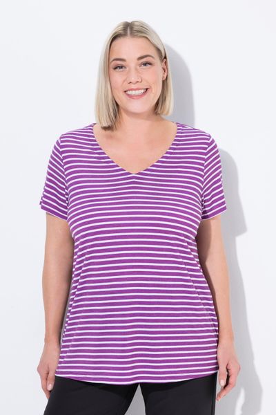 Damskie Koszulka funkcyjna prążkowanie klasyczny krój dekolt w serek rękaw 1/2. Fioletowe t-shirty damskie Ulla Popken, plus size, bez wzorów, z bawełny, bez kołnierzyka. Za 159.99 zł.