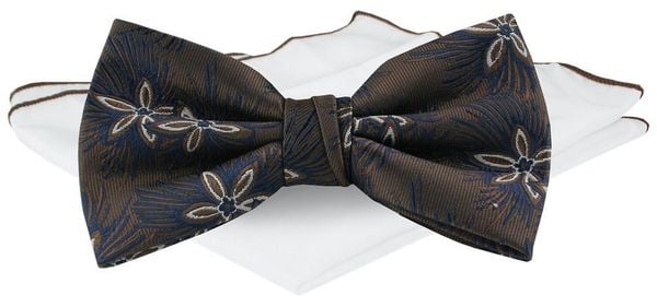 Męska Mucha w Komplecie z Poszetką - Chattier - Brąz, Duże Kwiaty. Krawaty i muchy męskie Chattier, bez wzorów, eleganckie. Za 65.00 zł.