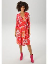 Aniston Sukienka w kolorze czerwonym rozmiar: 38. Czerwone sukienki damskie Aniston, bez wzorów, z wiskozy, bez kołnierzyka, bez ramiączek, midi, kopertowe. Za 109.45 zł.