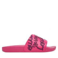 Klapki Versace Jeans Couture. Czerwone klapki damskie Versace Jeans Couture, bez wzorów, z jeansu, bez obcasa. Za 249.99 zł.