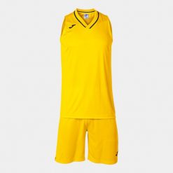Zestaw do koszykówki męski Atlanta. Czarne szorty męskie Joma, bez wzorów, z dżerseju, sportowe. Za 162.50 zł.