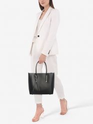 Lia Biassoni Skórzana torebka "Mallero" w kolorze czarnym - 32 x 30 x 12 cm rozmiar: onesize. Czarne torebki klasyczne damskie Lia Biassoni, bez wzorów, z materiału, bez dodatków. Za 347.99 zł.