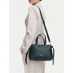 Torebka Beverly Hills Polo Club. Zielone torebki klasyczne damskie Beverly Hills Polo Club, bez wzorów, bez dodatków. Za 249.99 zł.