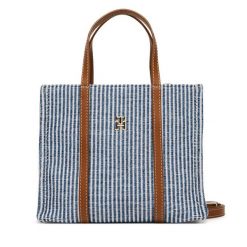 Torebka Tommy Hilfiger. Niebieskie torebki klasyczne damskie Tommy Hilfiger, bez wzorów, bez dodatków. Za 419.99 zł.
