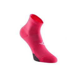 Skarpety fitness kardio x2. Czerwone skarpetki damskie DOMYOS, bez wzorów, z elastanu. Za 19.99 zł.