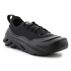 Buty Crocs Echo Surge 210079-060 czarne. Czarne buty sportowe na co dzień męskie bez zapięcia. Za 626.79 zł.