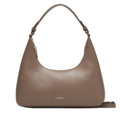Torebka Calvin Klein. Brązowe torebki klasyczne damskie CALVIN KLEIN, bez wzorów, bez dodatków. Za 489.99 zł.