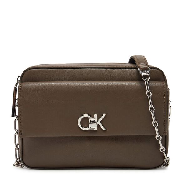 Torebka Calvin Klein. Brązowe torebki klasyczne damskie CALVIN KLEIN, bez wzorów, bez dodatków. Za 269.99 zł.