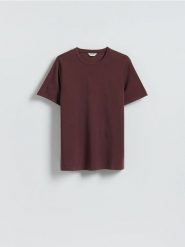 Gładki t-shirt regular fit - brązowy. Brązowe t-shirty męskie Reserved, l, bez wzorów, z bawełny, bez kołnierzyka. Za 99.99 zł.