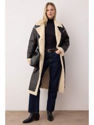 Trendyol Płaszcz w kolorze czarnym ze skóry syntetycznej rozmiar: 42. Czarne płaszcze damskie Trendyol, bez wzorów, ze skóry. Za 279.11 zł.