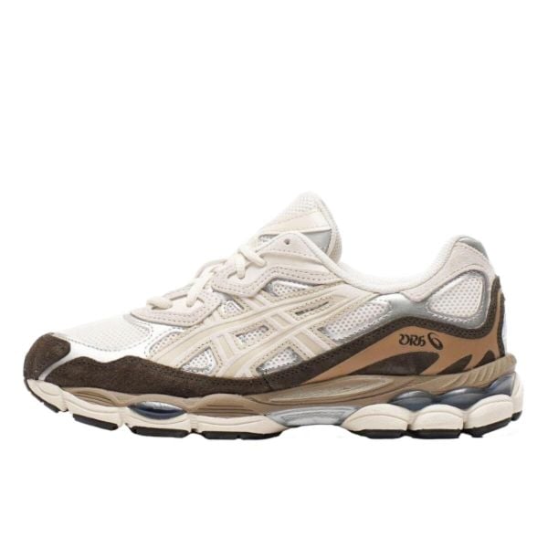Buty do chodzenia dla dorosłych ASICS Gel-NYC Cream Mocha. Białe buty sportowe na co dzień damskie Asics, bez wzorów, z materiału, tenisowe. Za 1,973.78 zł.