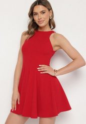 Czerwona Rozkloszowana Sukienka z Wiskozą Milenissa. Czerwone sukienki damskie Born2be, na imprezę, na lato, l, bez wzorów, z wiskozy, eleganckie, bez kołnierzyka, bez ramiączek, mini, rozkloszowane. W wyprzedaży za 135.99 zł.