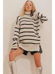 Trend Alacati Sweter w kolorze beżowym rozmiar: onesize. Brązowe golfy damskie Trend Alacati, bez wzorów, bez ramiączek. Za 84.01 zł.