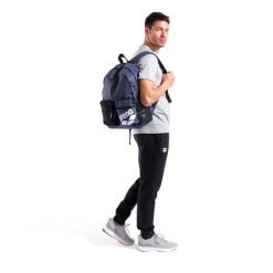 Plecak Sportowy Arena One Go Backpack 30L. Białe plecaki damskie Arena, bez wzorów, z materiału, sportowe. Za 134.99 zł.