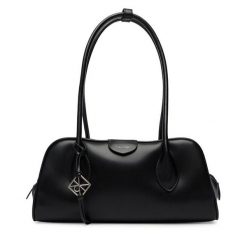 Torebka Calvin Klein. Czarne torebki klasyczne damskie CALVIN KLEIN, bez wzorów, bez dodatków. Za 649.99 zł.