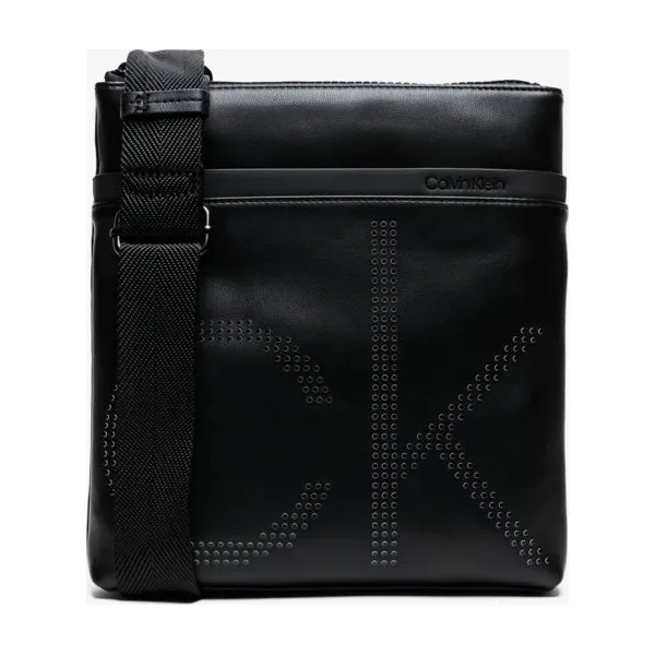 Calvin Klein Torba Ck Up Flat Crossover , czarny, rozmiar ONE SIZE. Czarne torebki klasyczne damskie CALVIN KLEIN, bez wzorów, z materiału, bez dodatków. W wyprzedaży za 239.99 zł.