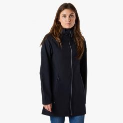 Kurtka Softshell Wędrówki damska Swedemount Trondheim Softshell Coat wodoodporna. Czarne kurtki damskie SWEDEMOUNT, xl, bez wzorów, z materiału, z kapturem. Za 279.99 zł.