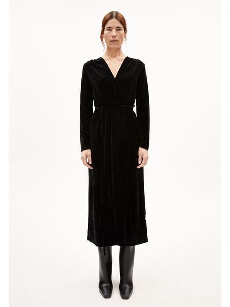 Armedangels Sukienka "Verlaar" w kolorze czarnym rozmiar: S. Czarne sukienki damskie ARMEDANGELS, s, bez wzorów, z bawełny, bez kołnierzyka, bez ramiączek, maxi. Za 296.56 zł.