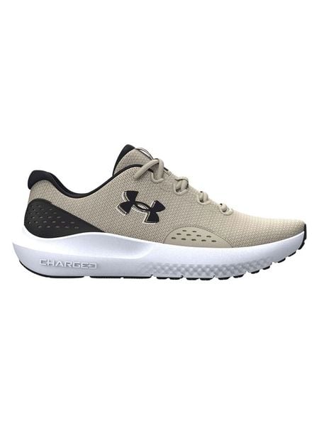 Under Armour Buty "Charged Surge 4" w kolorze beżowym do biegania rozmiar: 44. Brązowe obuwie do biegania damskie Under Armour. Za 175.26 zł.