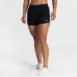 Luźne damskie spodenki do biegania Rogelli. Czarne szorty damskie Rogelli, bez wzorów, z materiału, sportowe, z podwyższonym stanem. Za 322.99 zł.