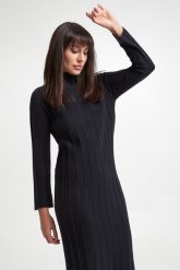 Sukienka wełniana Arezzo MAX MARA LEISURE. Sukienki damskie Max Mara Leisure, s, bez wzorów, z wełny, bez kołnierzyka, bez ramiączek. W wyprzedaży za 958.12 zł.
