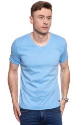 MUSTANG T SHIRT Alex V gmt dyed 1009514 5094. T-shirty męskie Mustang, s, bez wzorów, bez kołnierzyka. W wyprzedaży za 39.99 zł.