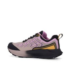 Buty damskie TREZETA Sekai W's z membraną WP. Czerwone obuwie trekkingowe damskie Trezeta. Za 599.90 zł.